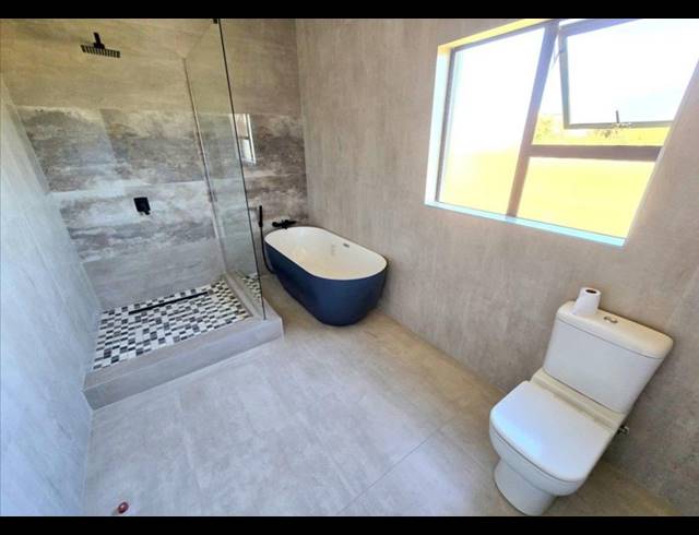 4 BEDROOM HOUSE FOR SALE IN BENDOR